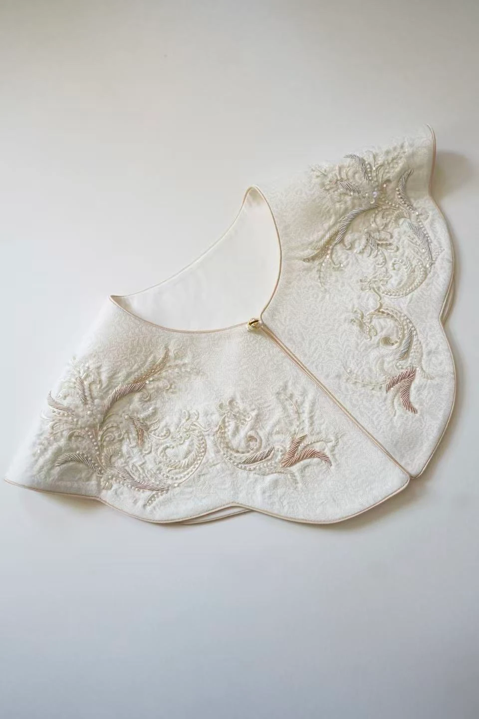 Ivory Bird-Motif Yunjian — Side view